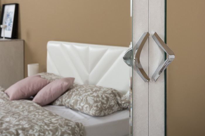 Амели Набор шкафов 3 08.49 + 13.133 + 08.49, цвет шёлковый камень/бетон чикаго беж, ШхГхВ 194,8х51,3х230 см.